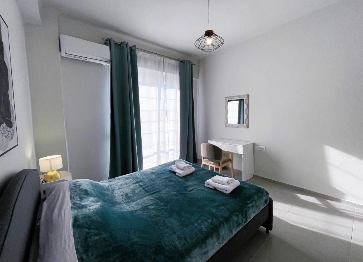 Central Park Apartments Iraklion Buitenkant foto